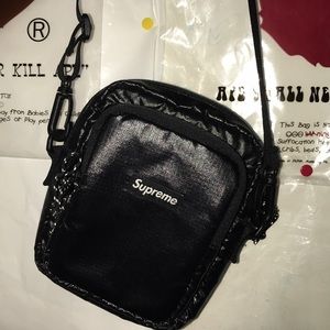 SS17 supreme shoulder bag/black